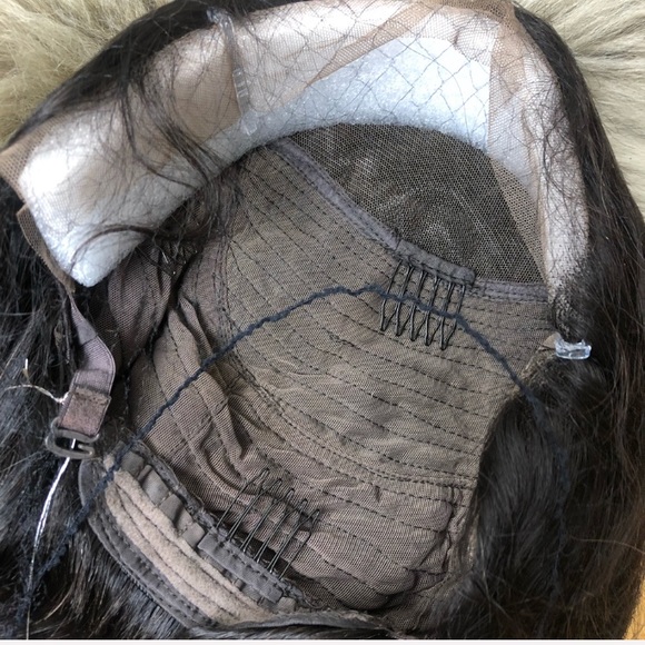 - - 20” BLACK HUMAN HAIR BRAZILIAN BODYWAVE LACE FRONT main image 4